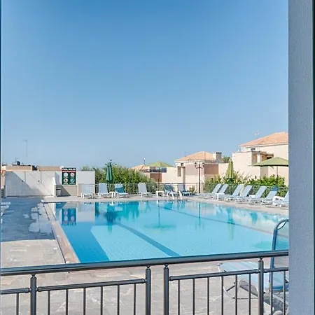 Mitos Village Szálloda 4*