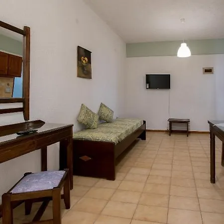 Hotel Mitos Village